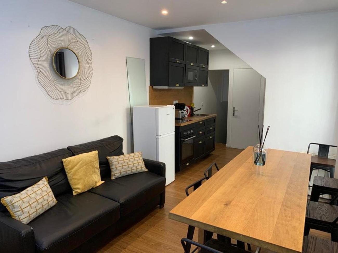 115 - Urban Vuitton Saint Denis Apartman Párizs Kültér fotó