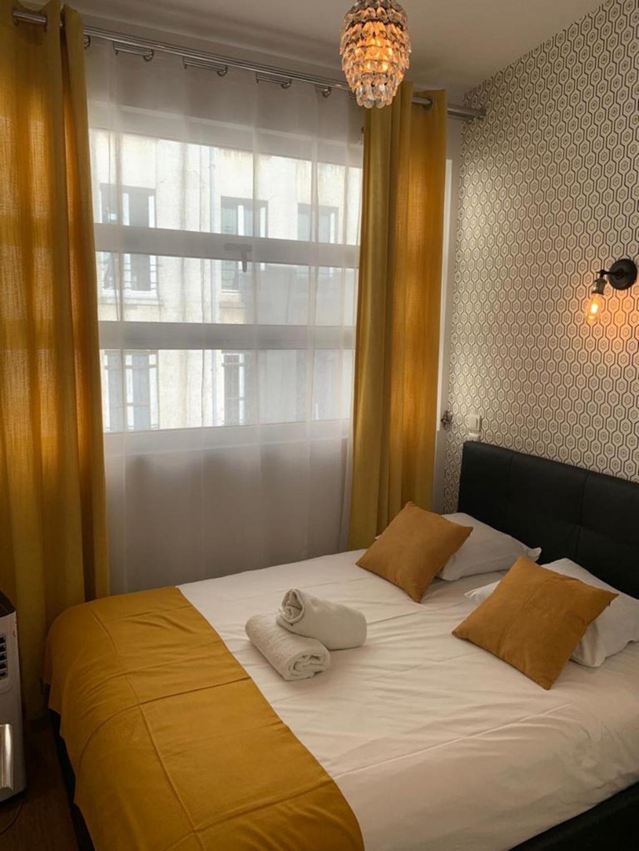 115 - Urban Vuitton Saint Denis Apartman Párizs Kültér fotó