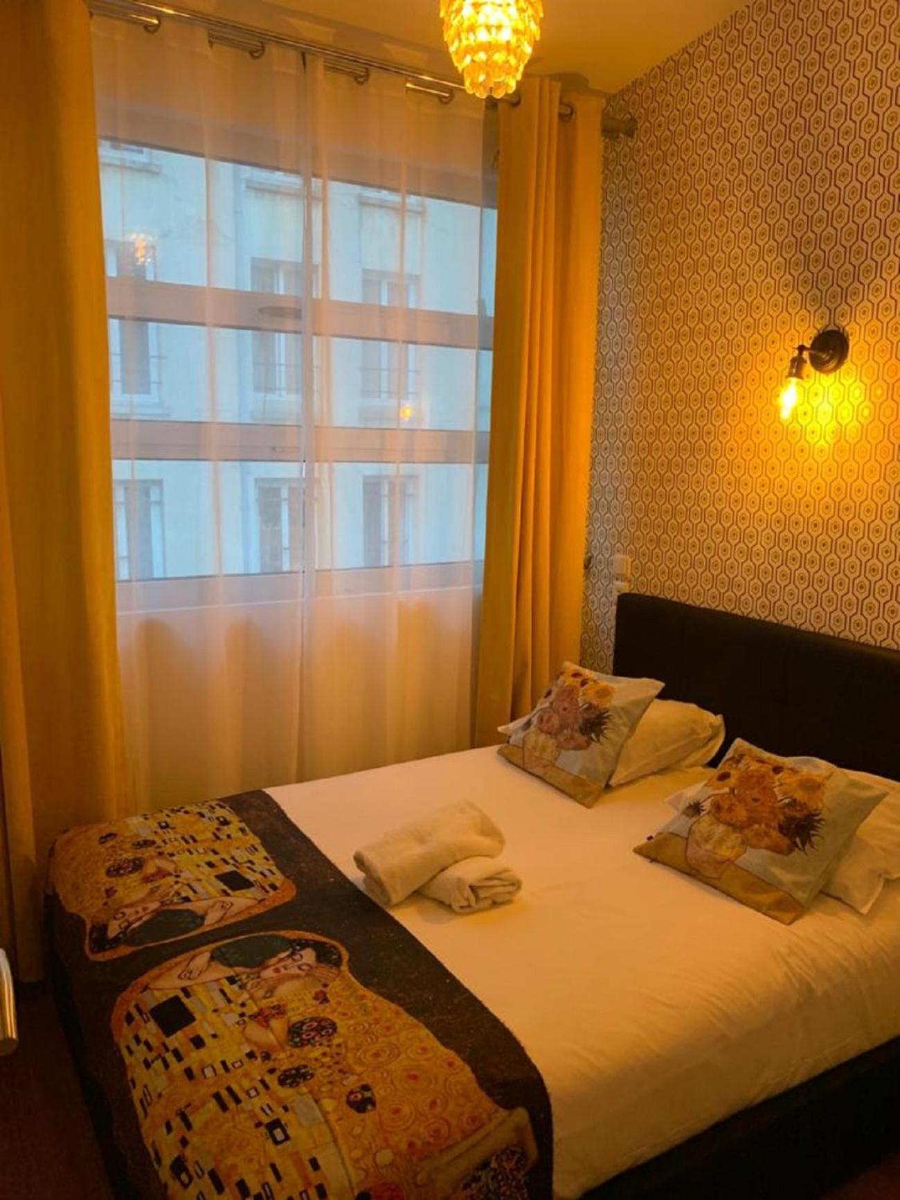 115 - Urban Vuitton Saint Denis Apartman Párizs Kültér fotó